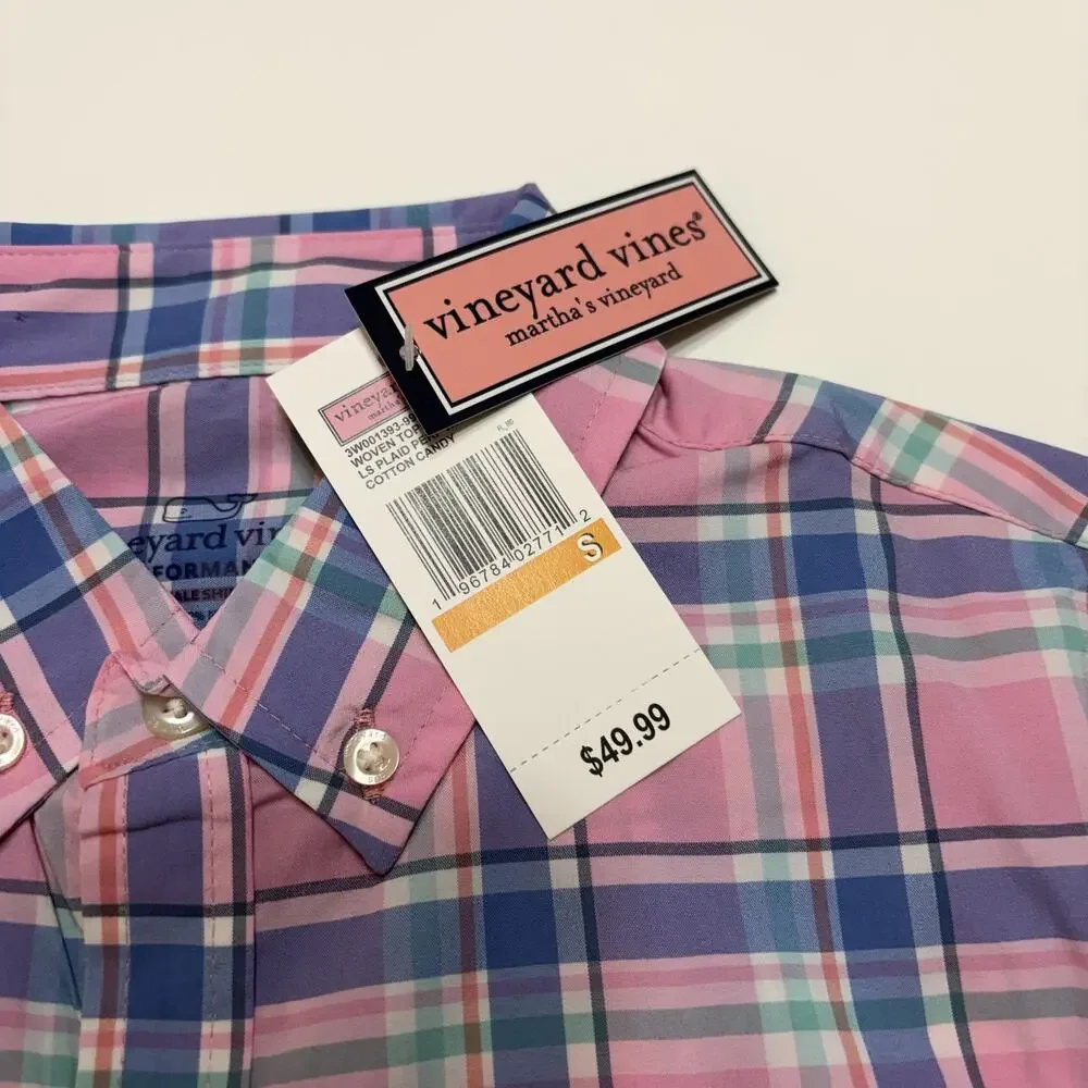 Vineyard Vines step out
